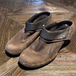 Merrell Dark Brown and Black Clogs